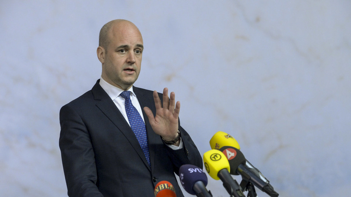 Reinfeldt på presskonferensen om Magnus Pehrsson.