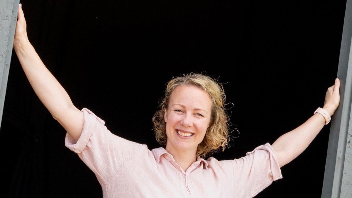 Jenny Holmgren vinner Sveriges största musikalstipendie 2023.