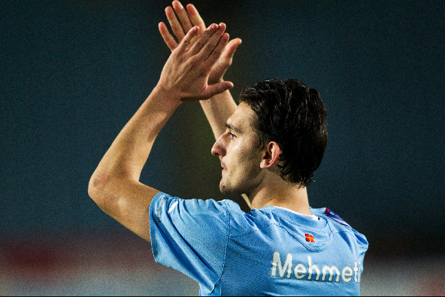 Agon Mehmeti lämnar Malmö FF för spel i Serie A och Palermo.