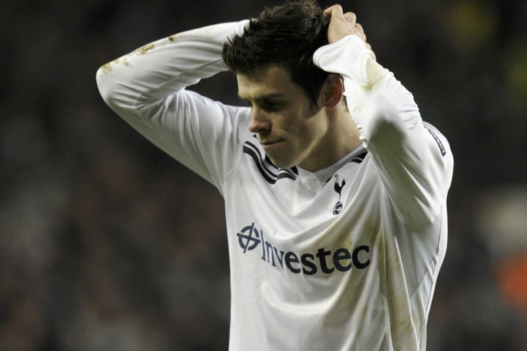 Gareth Bale grämer sig för en missad chans. Men han kom ändå med på listan.