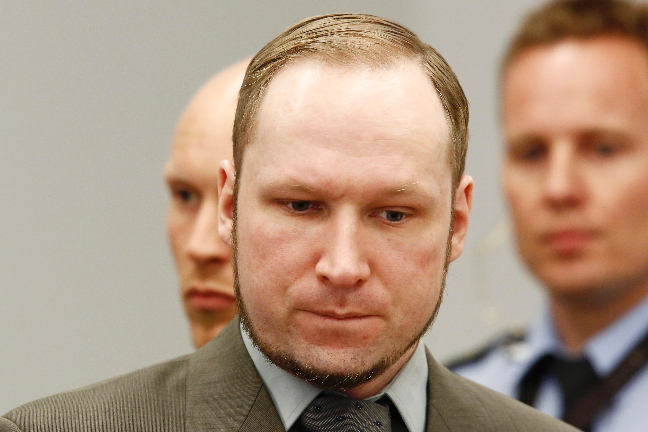 En psykolog som stod bakom den första rapporten menar nu att Breivik är tillräknelig.