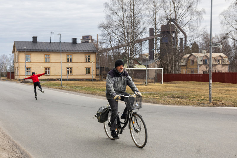 "Det verkar som att ingen vet vad som orsakar sjukdomen. Däremot har jag hört rykten om att det är mycket skit nedgrävt där", säger Ingemar Eriksson. 