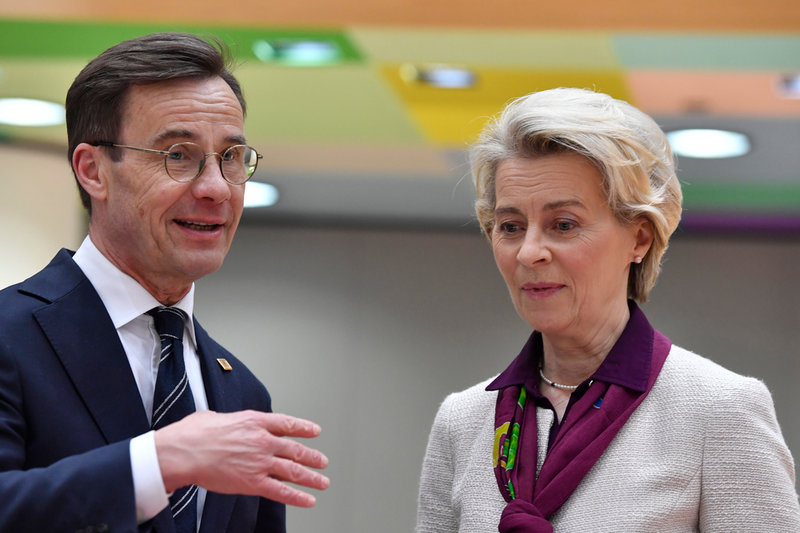 Statsminister Ulf Kristersson och EU-kommissionens ordförande Ursula von der Leyen i samband med mötet i Bryssel.