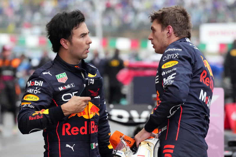 Red Bulls Sergio Perez och Max Verstappen. Arkivbild.