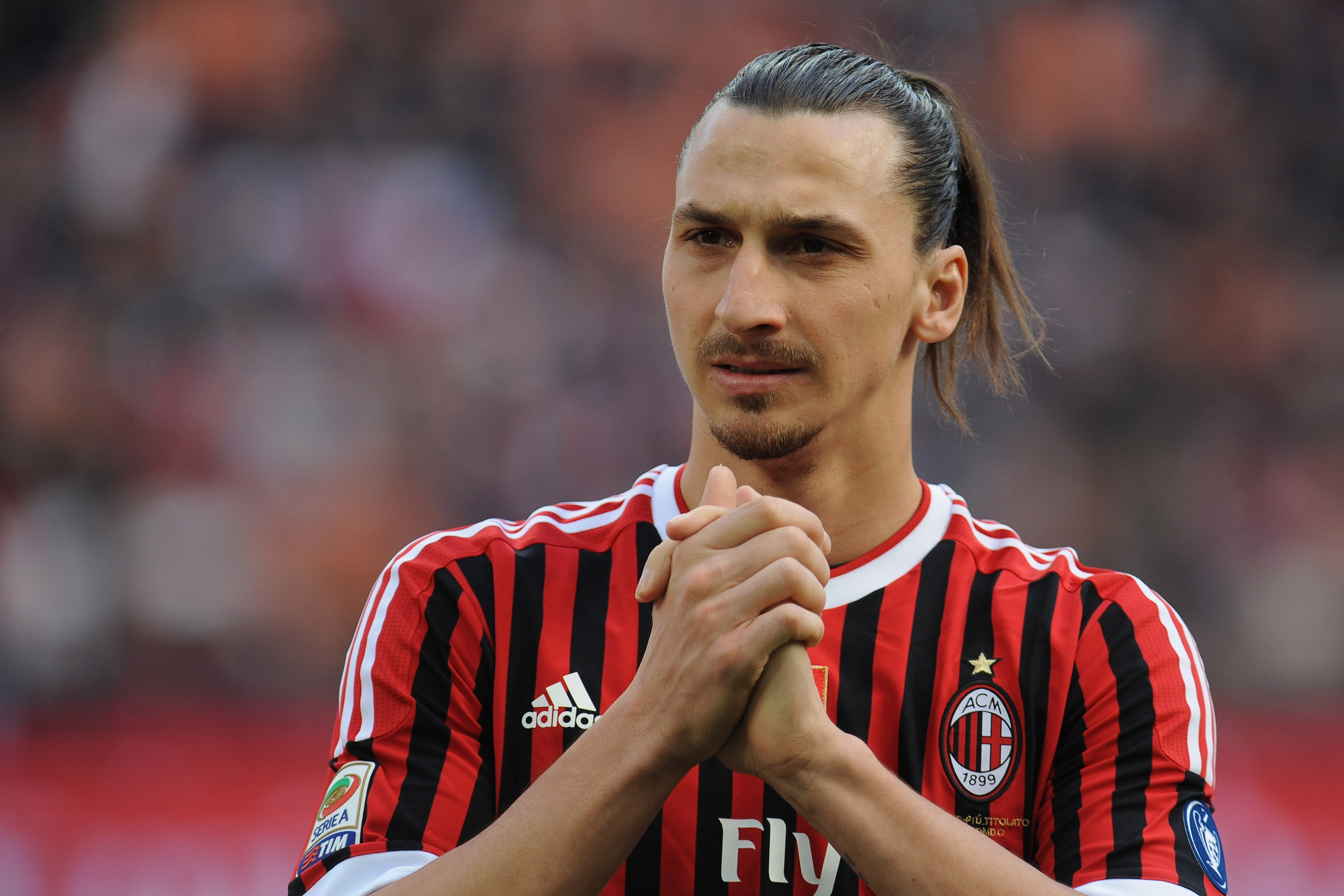 I Zlatans andra match efter avstängningen vann Milan med 2-0. Zlatan nätade det avgörande målet redan i den 65:e matchminuten. Innan matchen tog slut hann han även få ett gult kort. I Zlatans andra match efter avstängningen vann Milan med 2-0. Zlatan nätade det avgörande målet redan i den 65:e matchminuten. Innan matchen tog slut hann han även få ett gult kort.