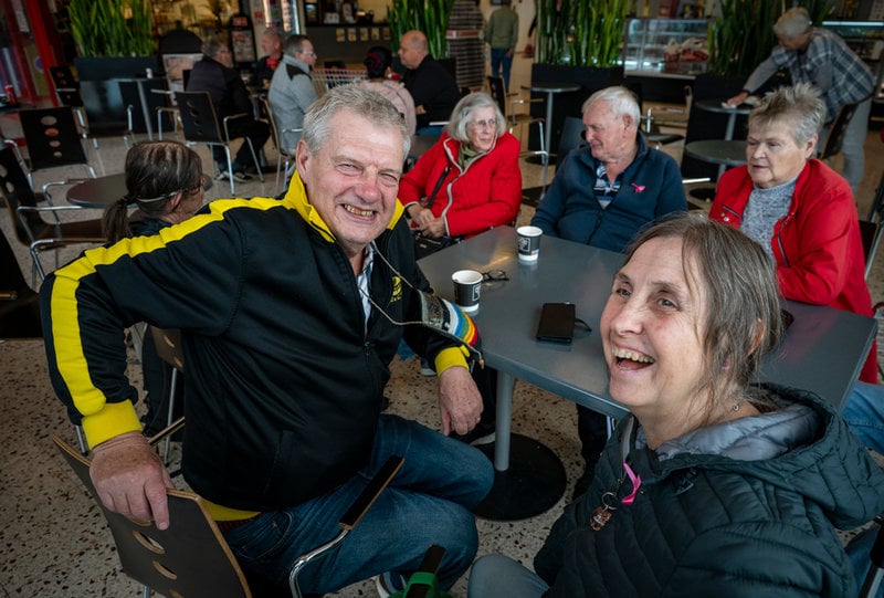 Mjällbysupportrarna Anders och Agneta Jönsson. 
