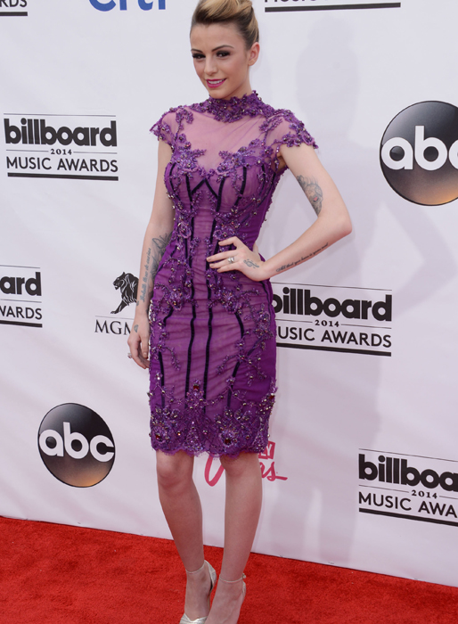 Cher Lloyds klänning har även den dissats i brittiska Mirror. 