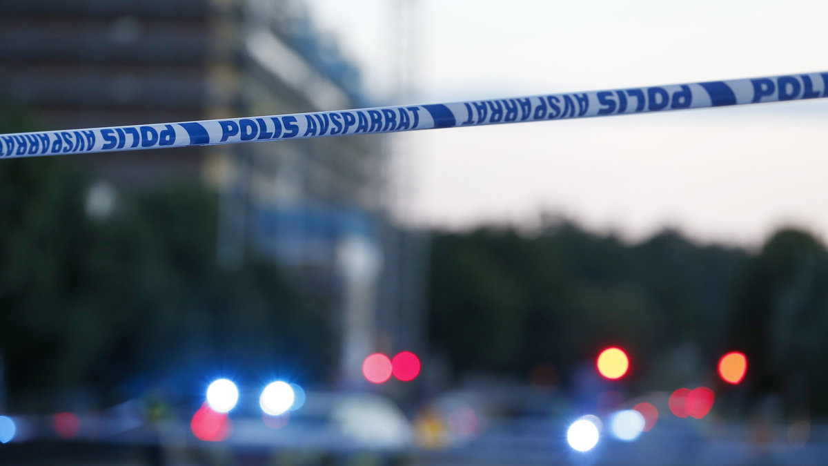 En av pojkarna som sköts i Linköping är död. 