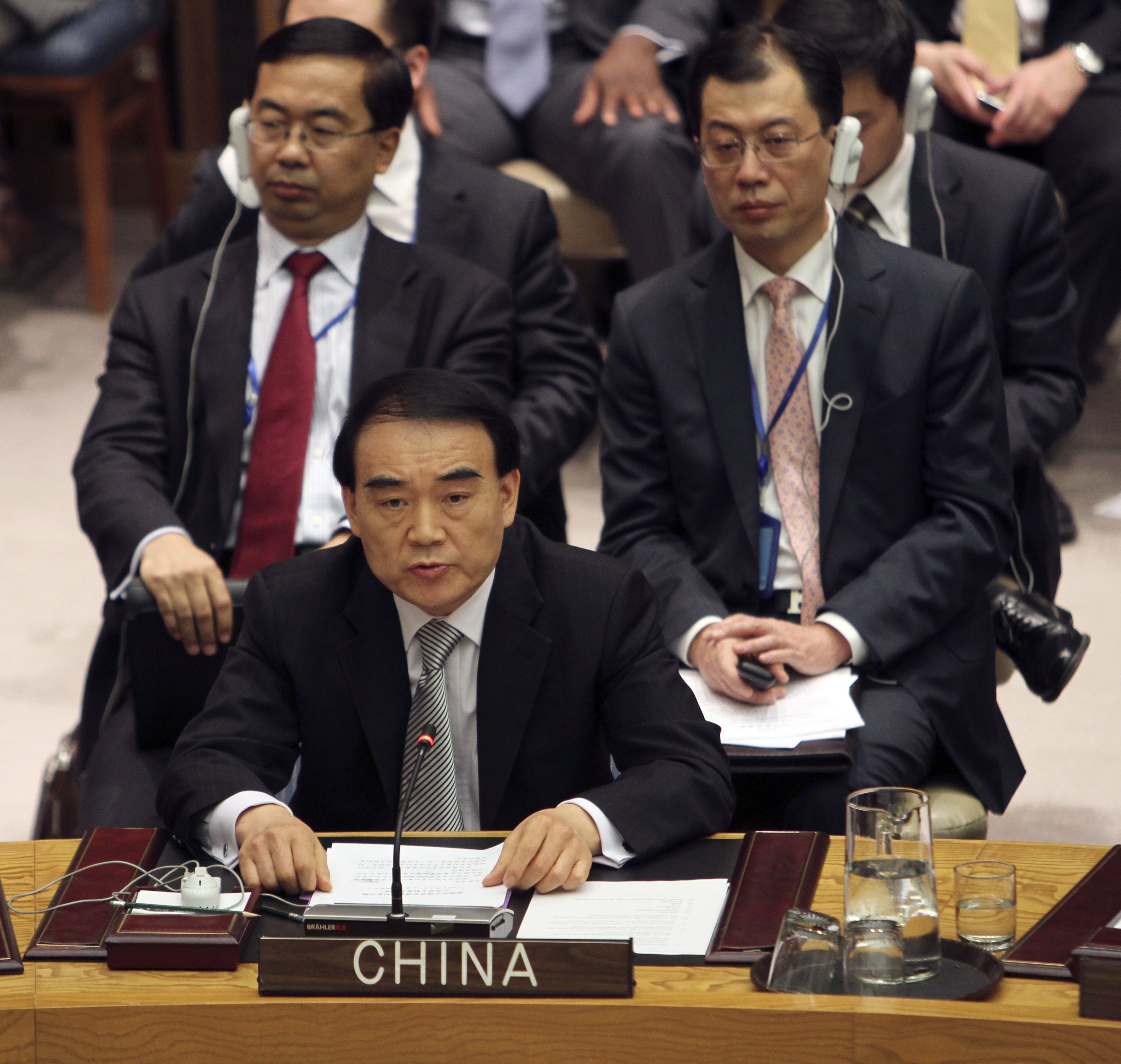 Kina har fått ta emot hård kritik från väst på grund av sitt veto i den första röstningen.