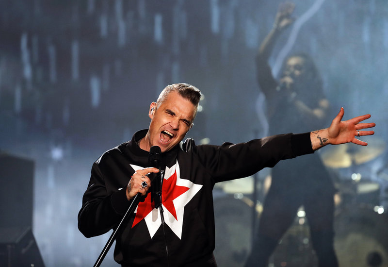 Robbie Williams slår på stort inför 25-årsjubileet av 'Life thru a lens'. Arkivbild.