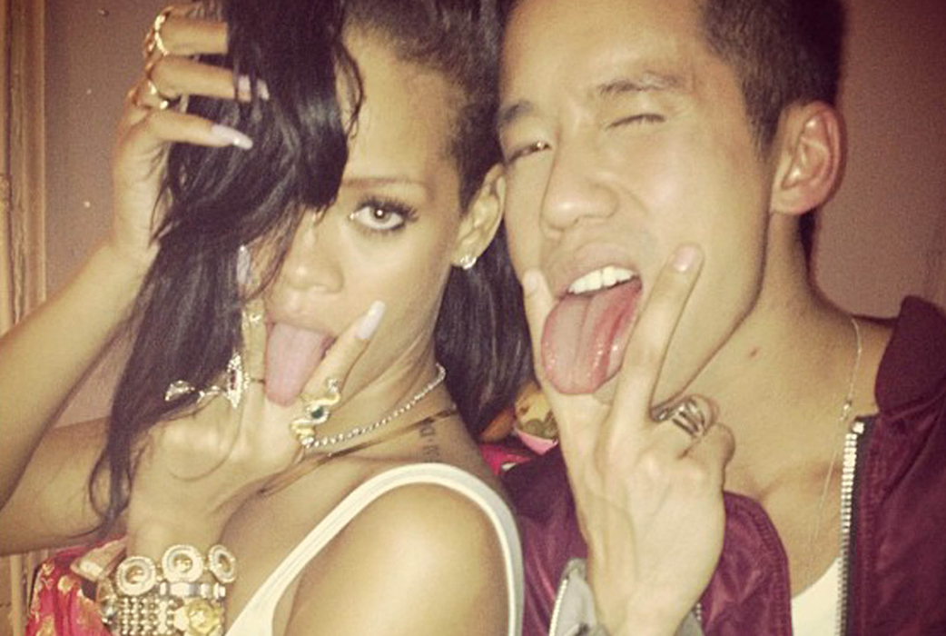 Rihanna är på barnsligt humör. Rihanna är på barnsligt humör.