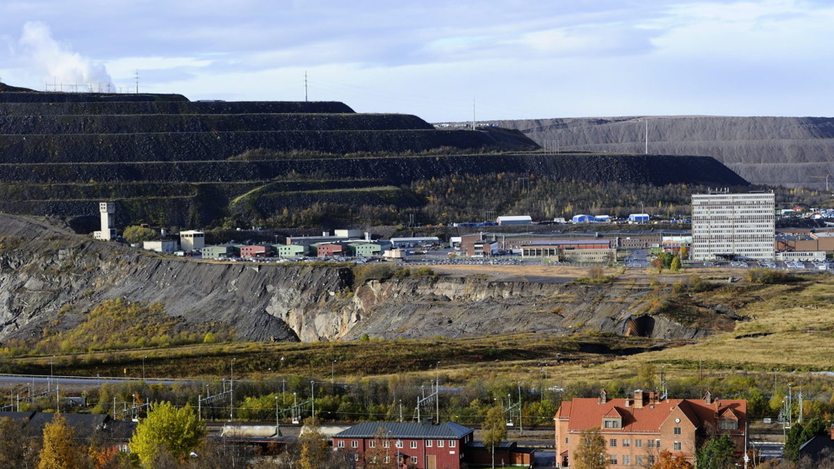 Utsikt över Kiruna centralstation och LKAB:s gruva i Kirunavaara. Arkivbild.