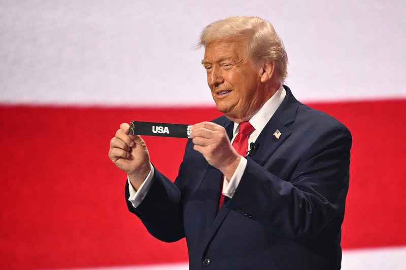 USA:s president Donald Trump under lottningen av mästerskapet. Arkivbild.