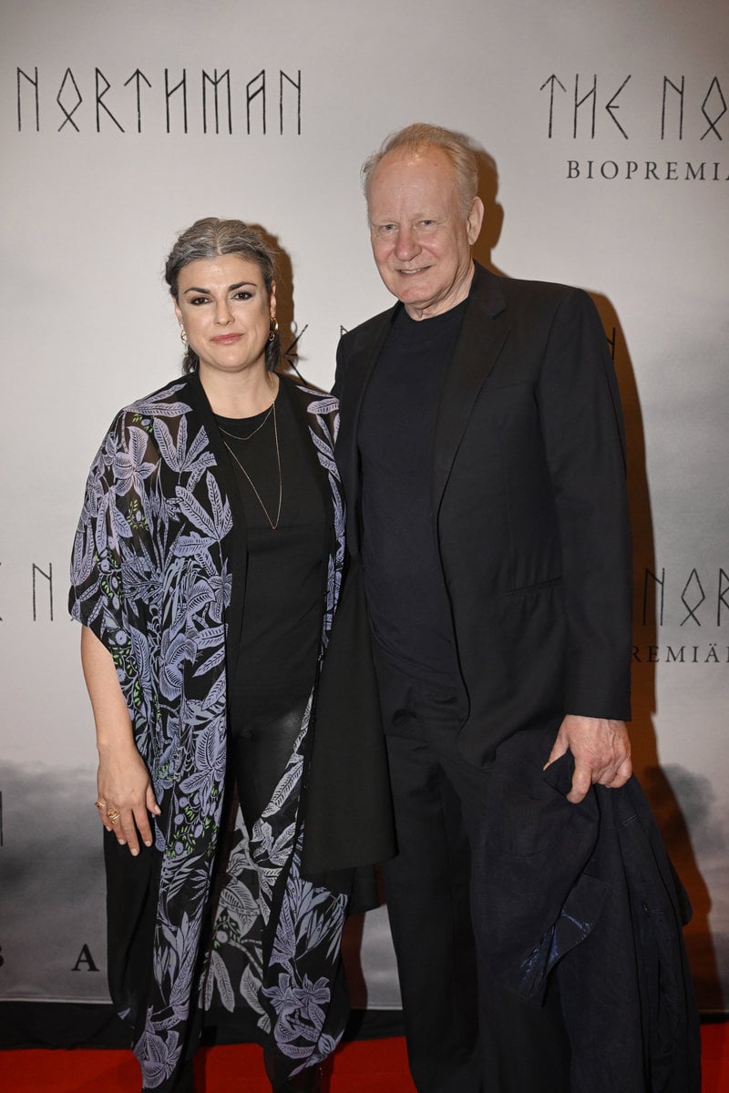 Megan Everett och Stellan Skarsgård. Megan Everett och Stellan Skarsgård.