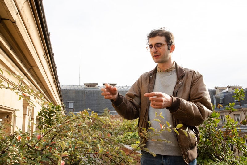 "Det fungerar inte med växter som behöver för mycket skötsel", säger Eytan Levy. Just nu testas många olika plantor för att utvärdera vad som fungerar.
