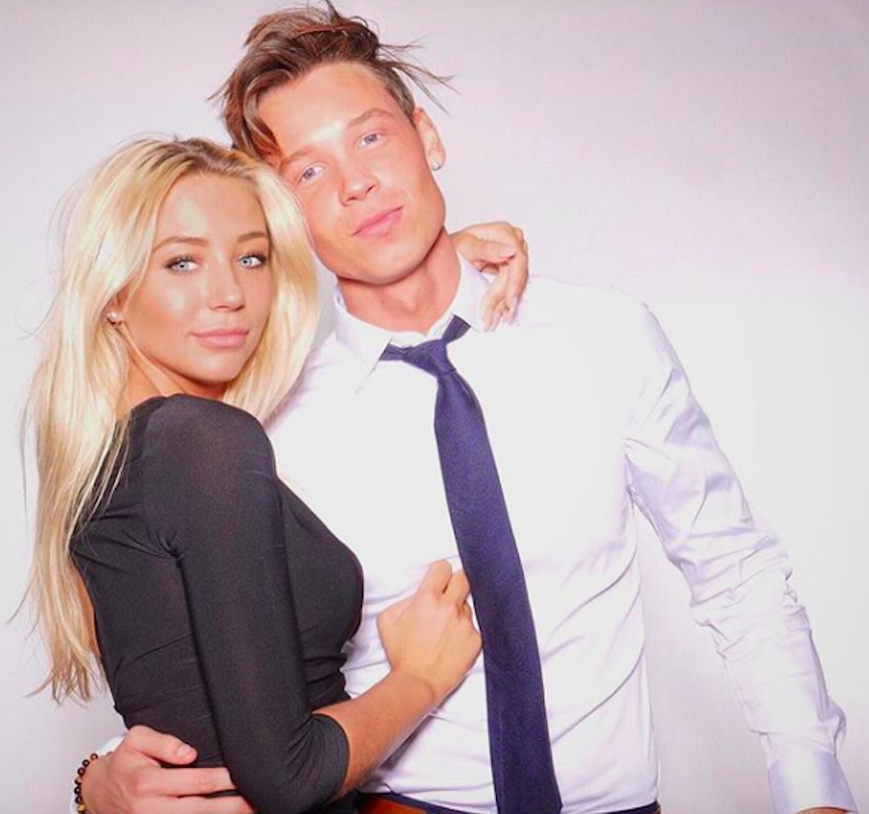 Nu är Nicci tillsammans med Ben Mitkus. Nu är Nicci tillsammans med Ben Mitkus.