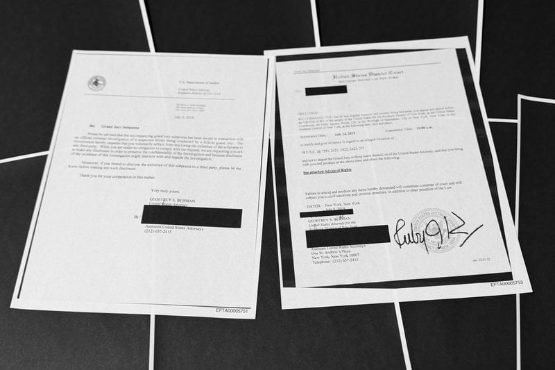 Delvis maskade dokument som släppts av USA:s justitiedepartement.