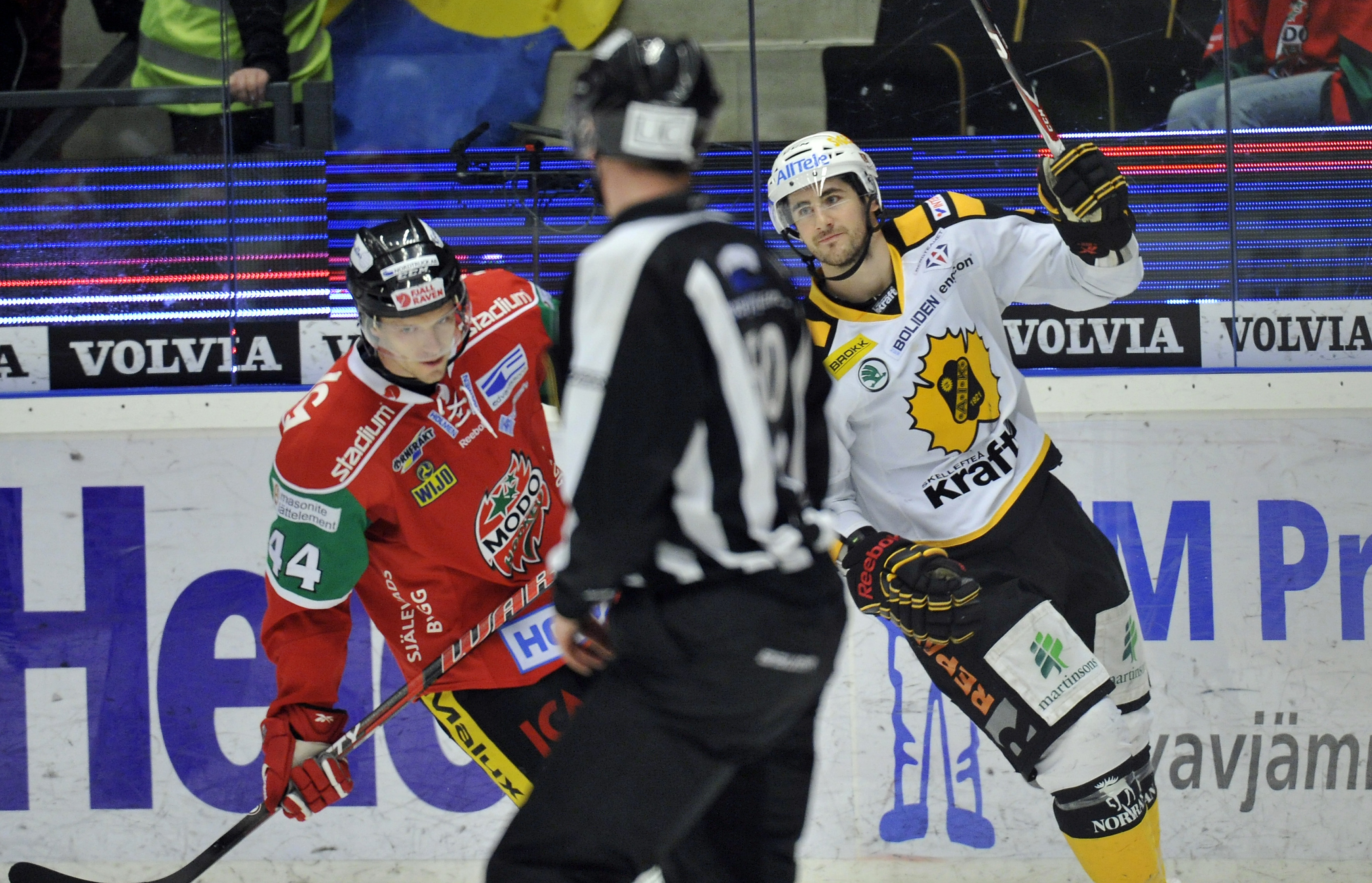 Skellefteå vann enkelt borta mot Modo med fyra mål mot noll.