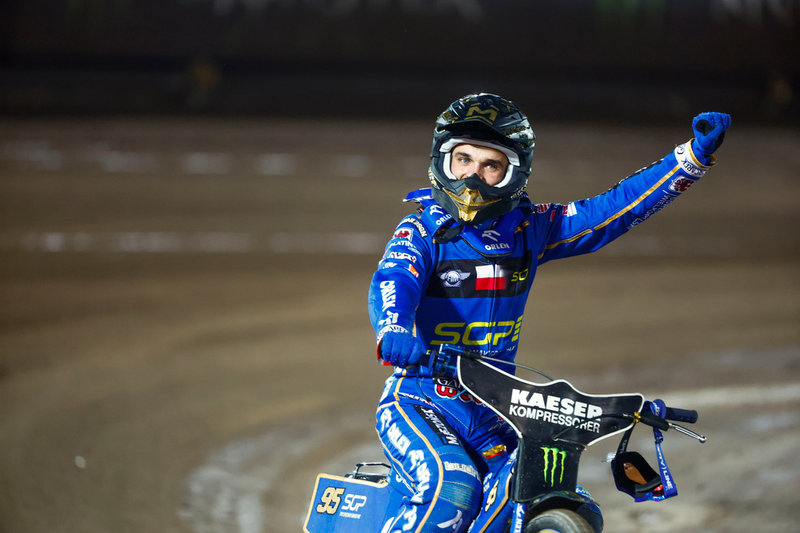 Bartosz Zmarzlik tog sin tredje VM-titel.