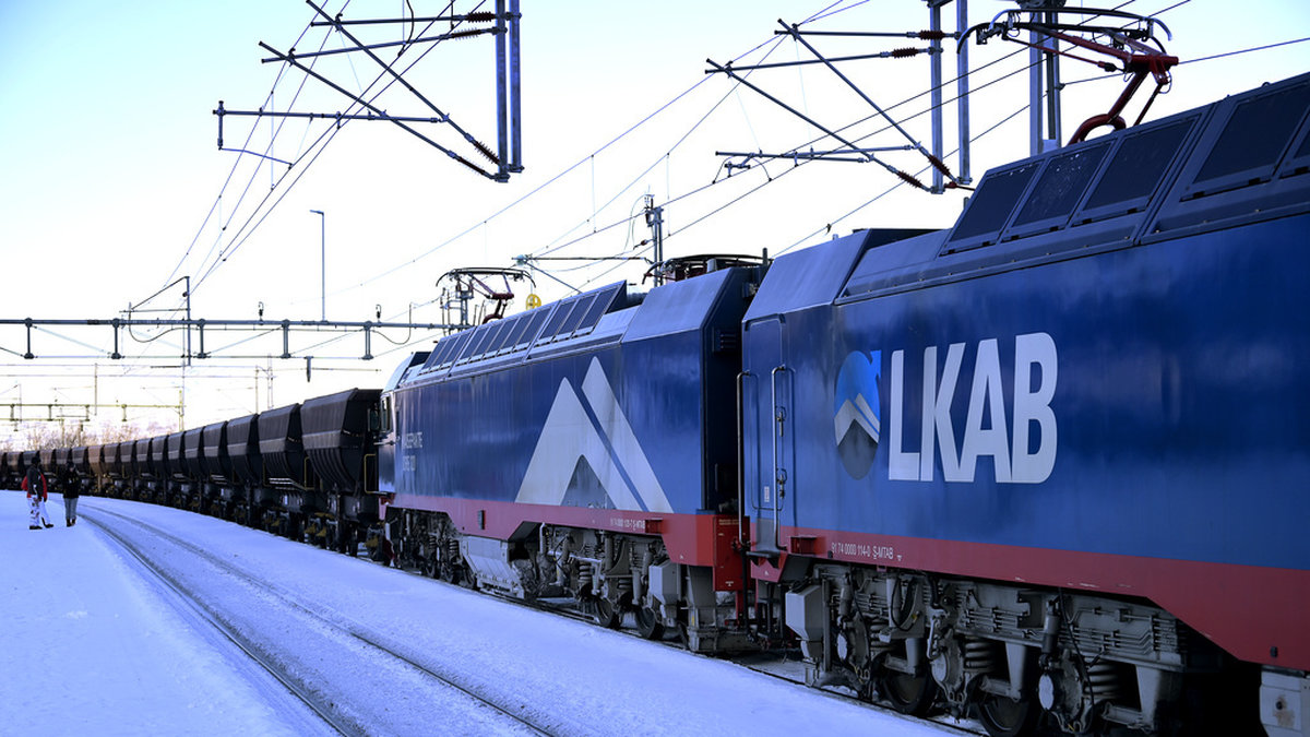 LKAB levererar normalt sett 14 fullastade tåg om dagen via malmbanan. Arkivbild.