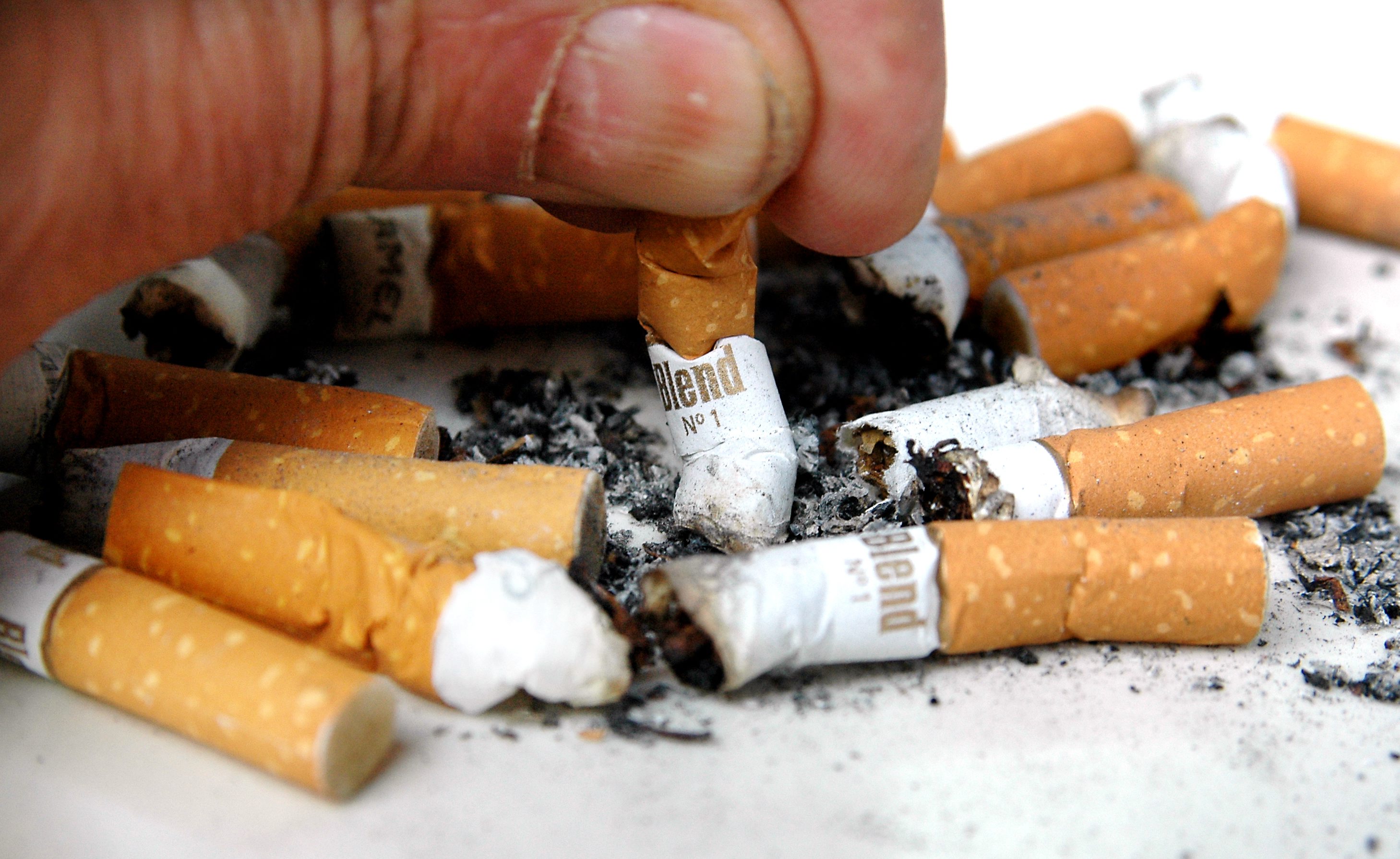 Tobak, Rökning, Forbud, Cigaretter