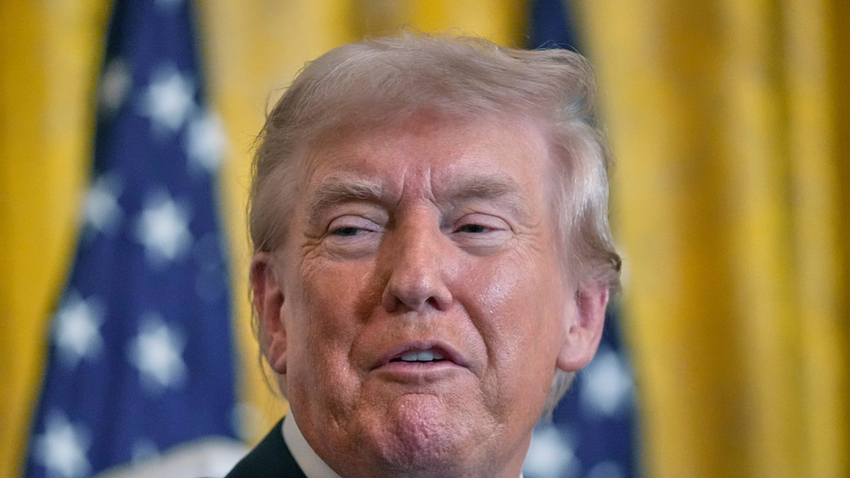 Trump stämmer BBC på 10 miljarder – klippte om hans tal