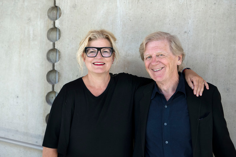 Claes Eriksson med Anna Hammarén, en av tre regissörer bakom filmen 'Det ska va gôtt å leva – en film om Galenskaparna & After Shave'