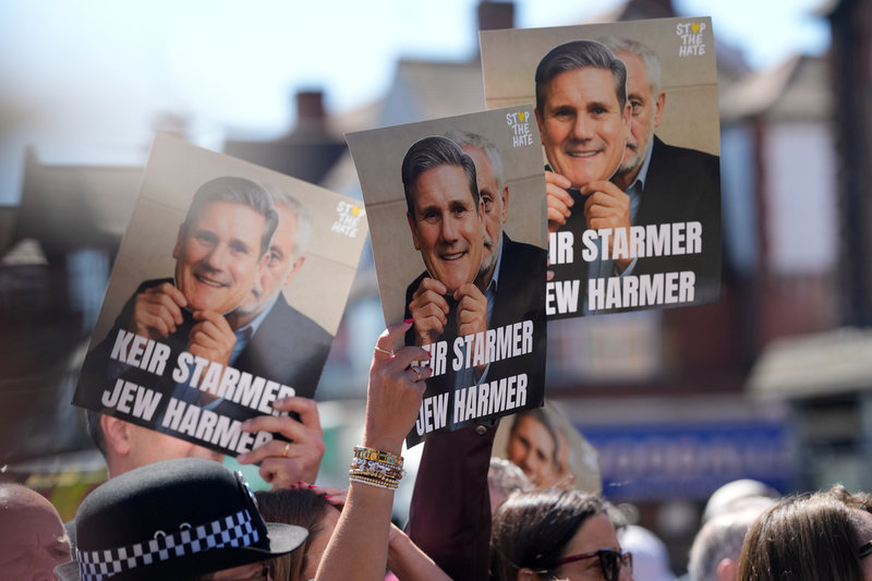 Demonstranter i Golders Green i norra London anklagar premiärminister Keir Starmer för att skada judar. Arkivbild.