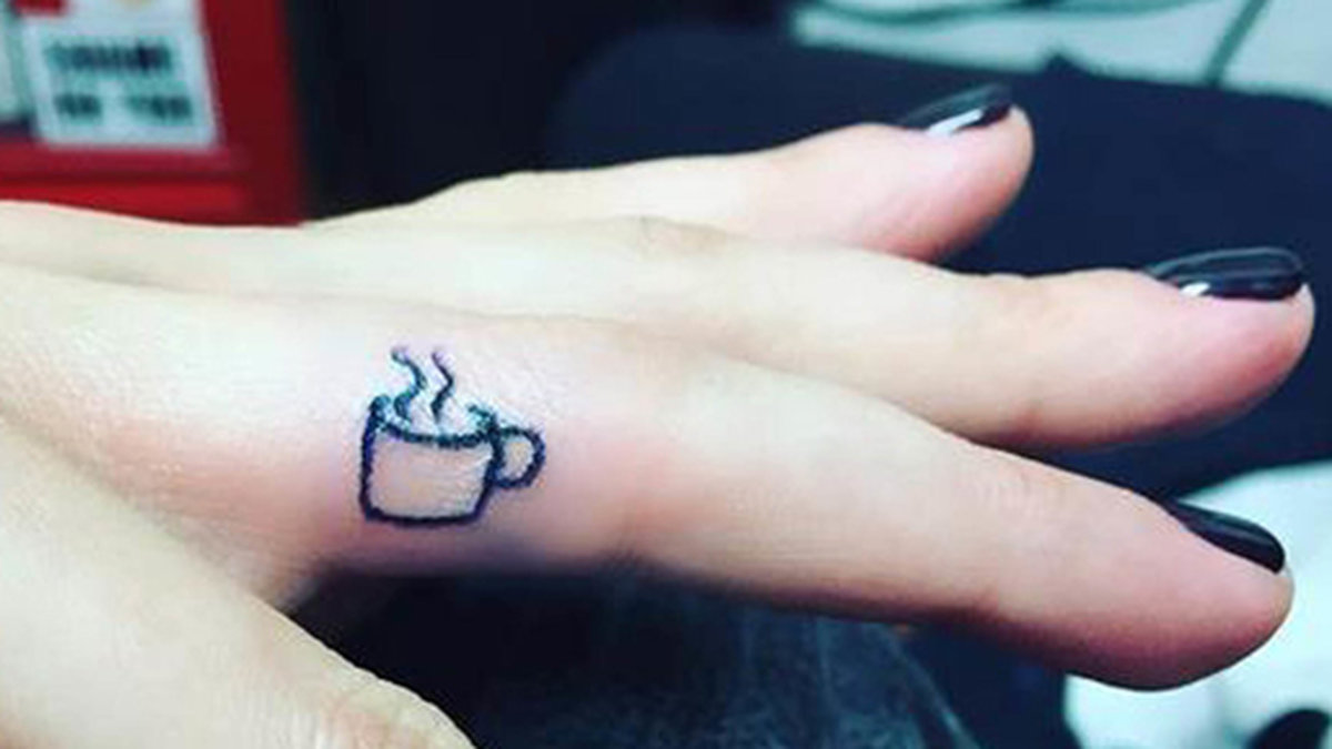 Lea Michele har tatuerat en kopp kaffe för att hedra sin mormor. 