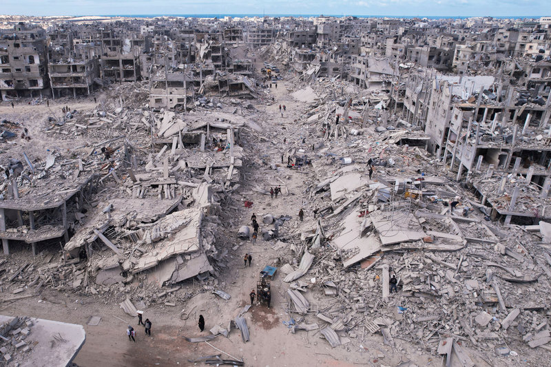 Stora delar av Gazaremsan har jämnats med marken av israeliska bomber och bulldozers. På bilden syns förstörda byggnader i Rafah i södra Gaza i januari.