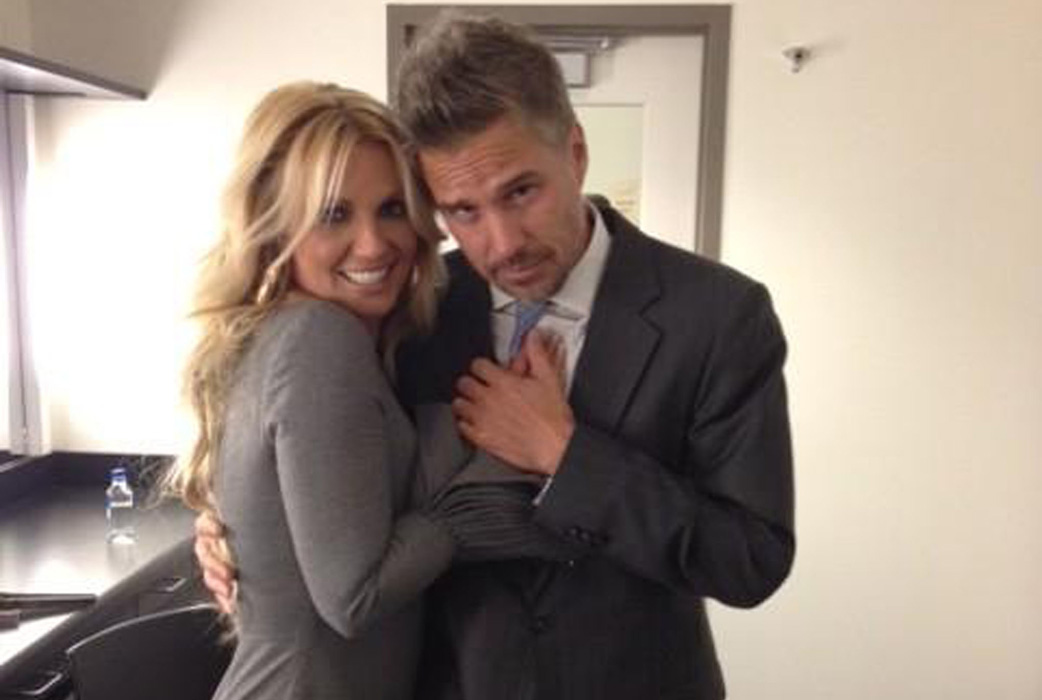 Britney Spears med sin fästman Jason Trawick. Britney Spears med sin fästman Jason Trawick.
