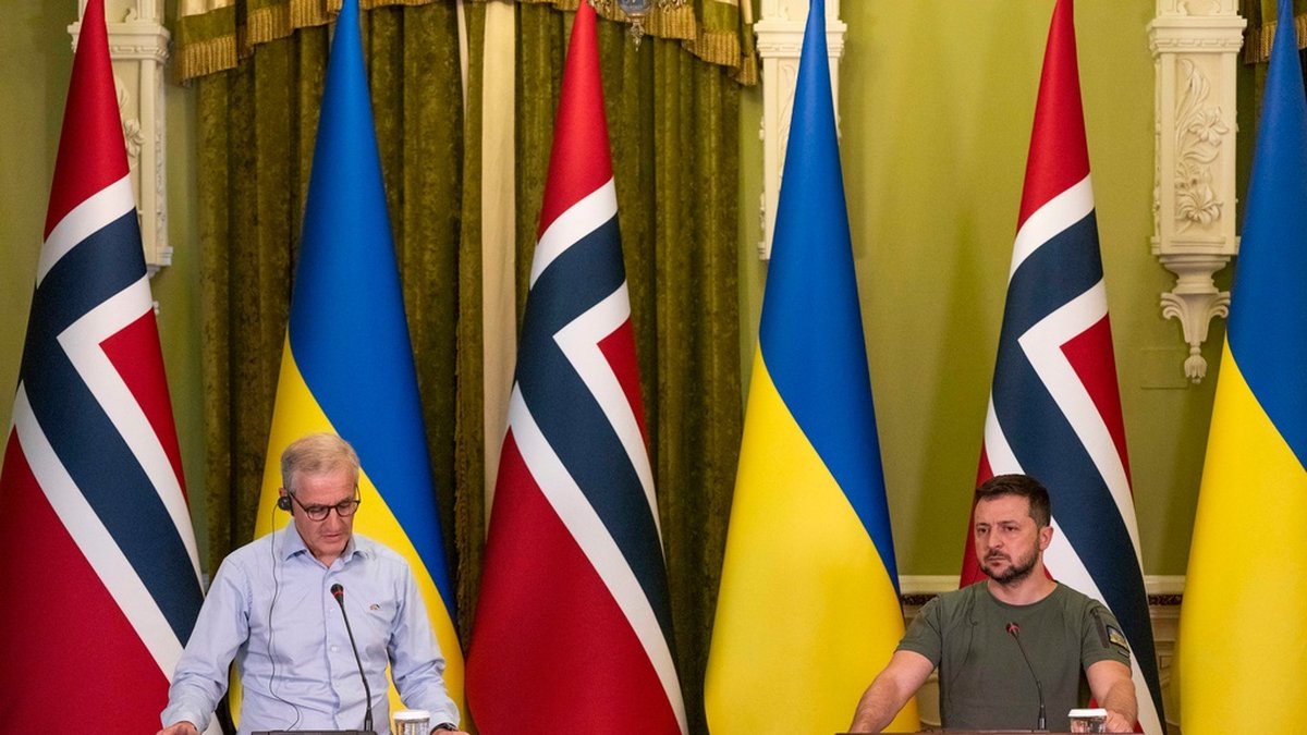 Norges statsminister Jonas Gahr Støre och Ukrainas president Volodymyr Zelenskyj.