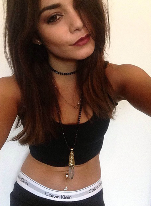 Vanessa Hudgens i Calvin Klein-trosor. Vanessa Hudgens i Calvin Klein-trosor.