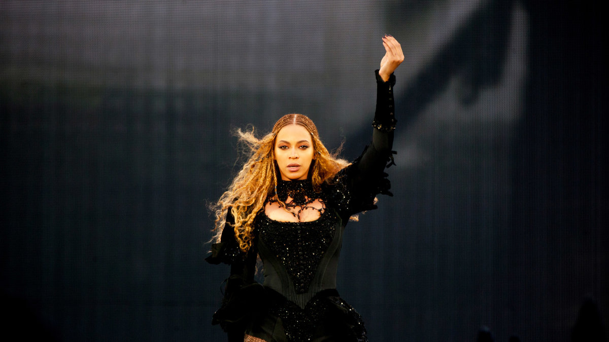 Beyoncé uppträdde i London inför 90 000 personer. 