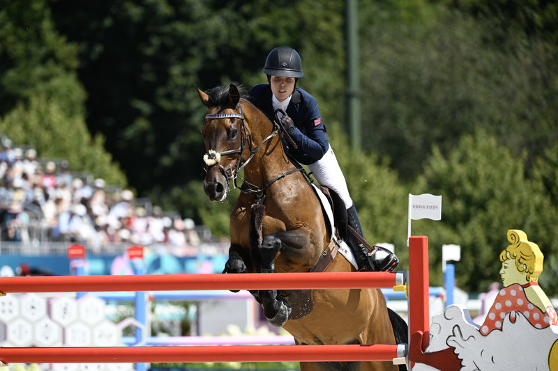 Victoria Gulliksen med hästen Mistral van de Vogelzang. Foto: Pontus Lundahl/TT