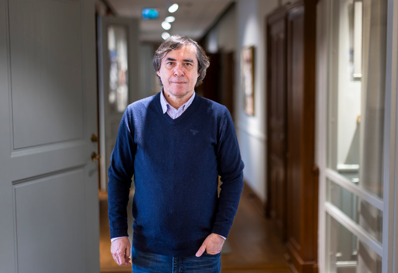 "'Theodoros' är en annan riktning i mitt författarskap, det är min orientaliska sida som kommer till uttryck här", säger Mircea Cartarescu.