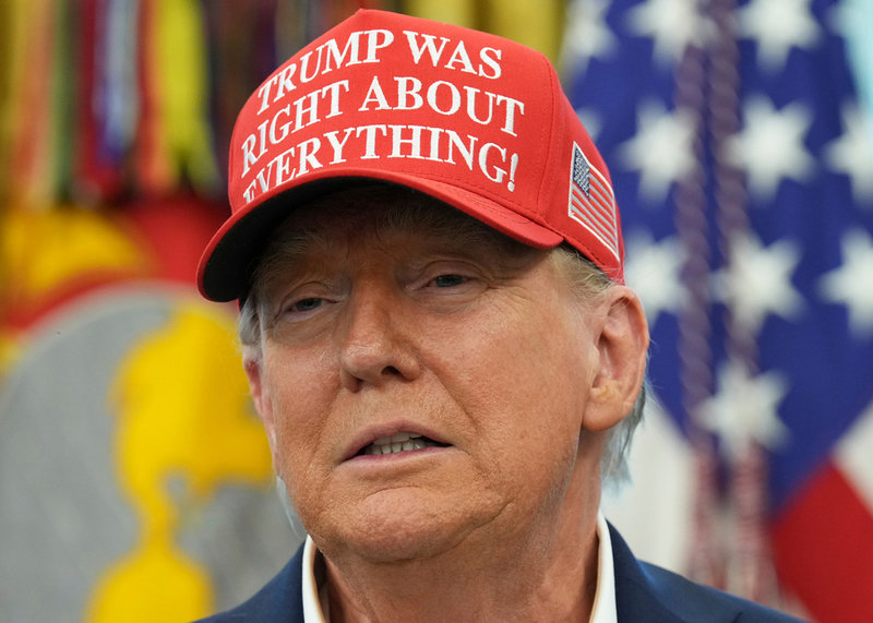 USA:s president Donald Trump i Vita huset i fredags. 
