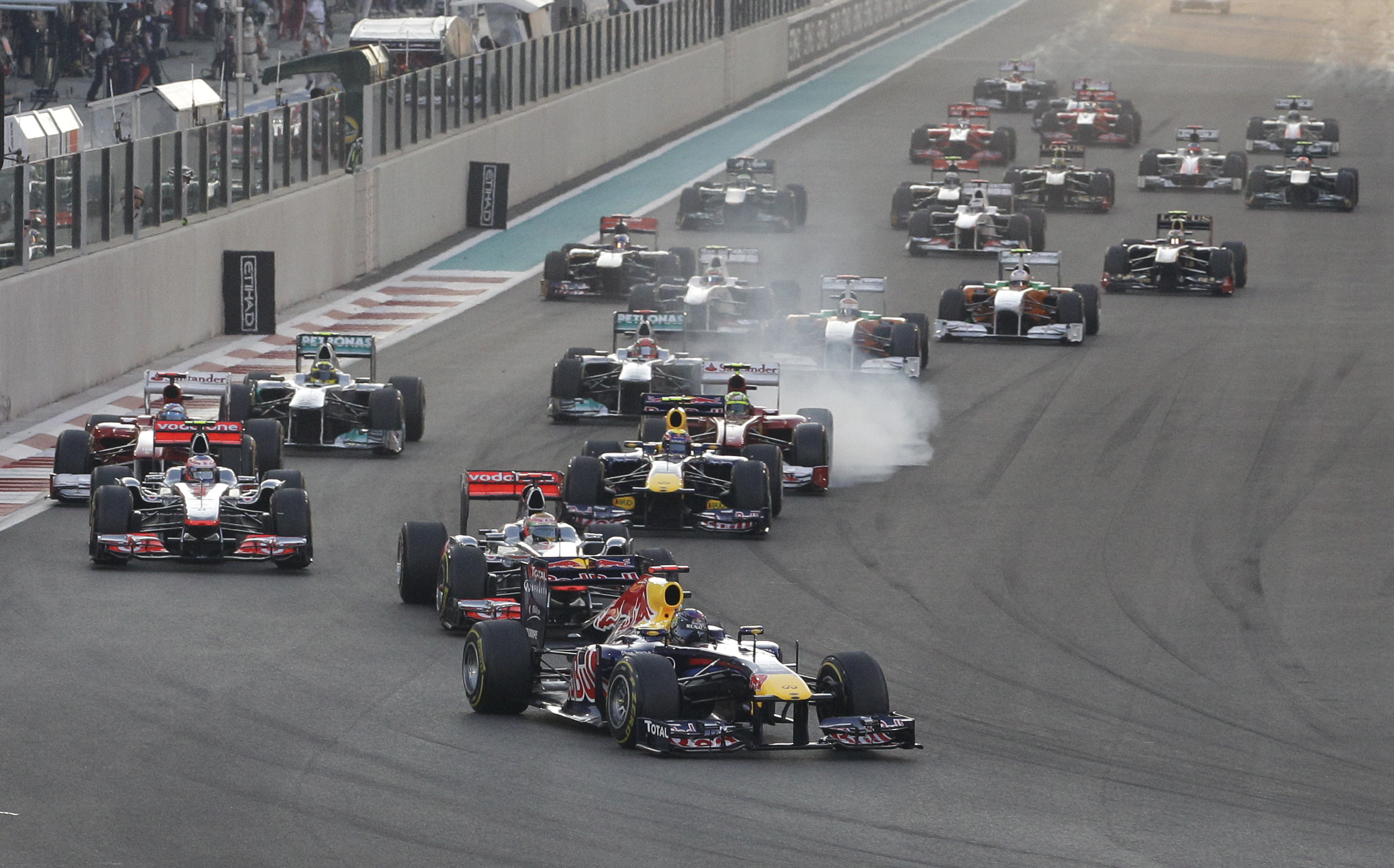 Sebastian Vettel hade åkt till sig sin 14:e pole position, men Abu Dhabis grand prix fick en annan segrare.