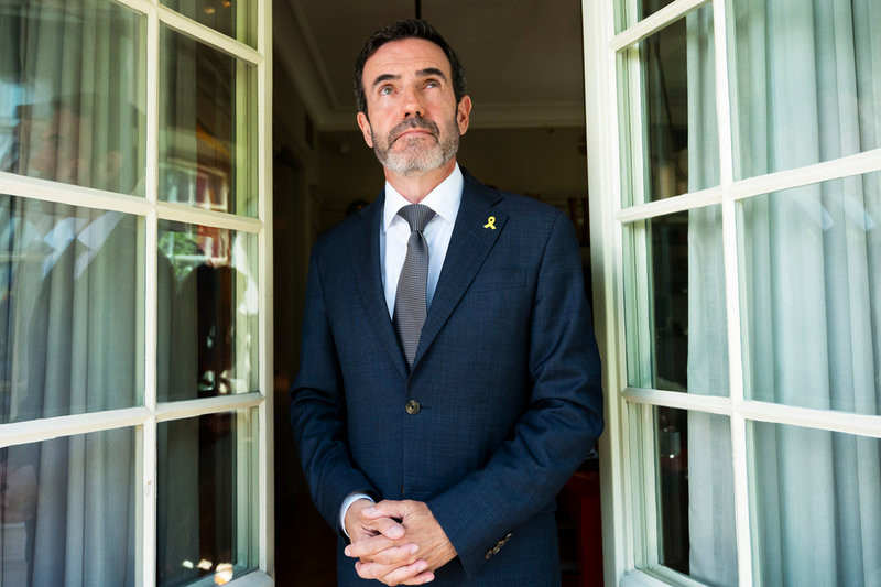 "Kriget kan sluta i morgon om Hamas släpper gisslan", säger Israels Sverigeambassadör Ziv Nevo Kulman.