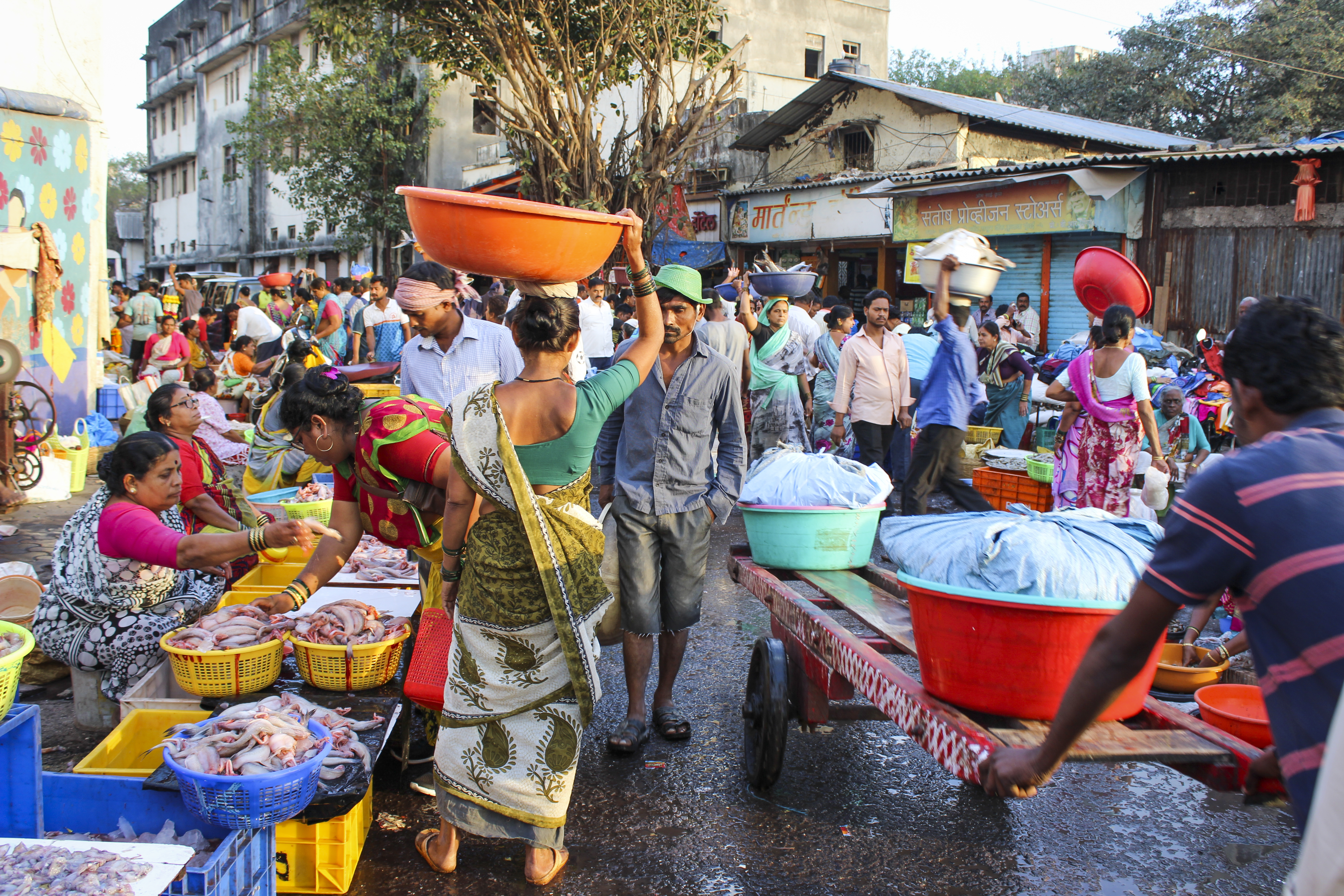 En fiskmarknad i Mumbai för ett år sedan.
