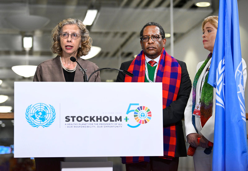 FN:s miljöchef Inger Andersen, Kenyas miljöminister Keriako Tobiko och Sveriges klimatminister Annika Strandhäll (till höger).