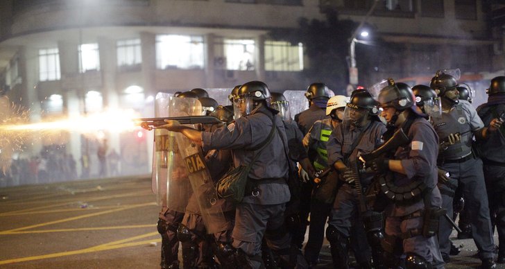 Protester, Uruguay, Brasilien, Confederations Cup, Demonstranter