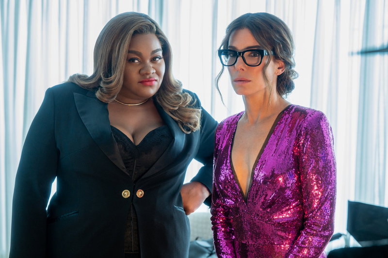 Da'Vine Joy Randolph spelar den hårt prövade bokagenten Beth som försöker få författaren Loretta, spelad av Sandra Bullock, att göra pr i 'The lost city'. Pressbild.