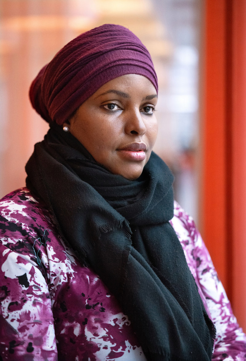 Än i dag är Sadia Allin rädd att hennes mamma ska låta könsstympa Sadia Allins två döttrar, som är sju och 13 år gamla, när hon själv inte är där.