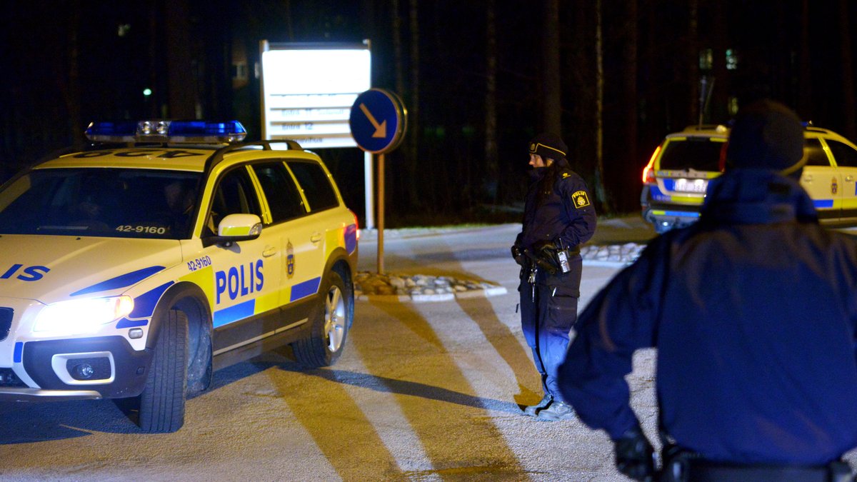 Två personer dog efter attacker i Norrköping. 