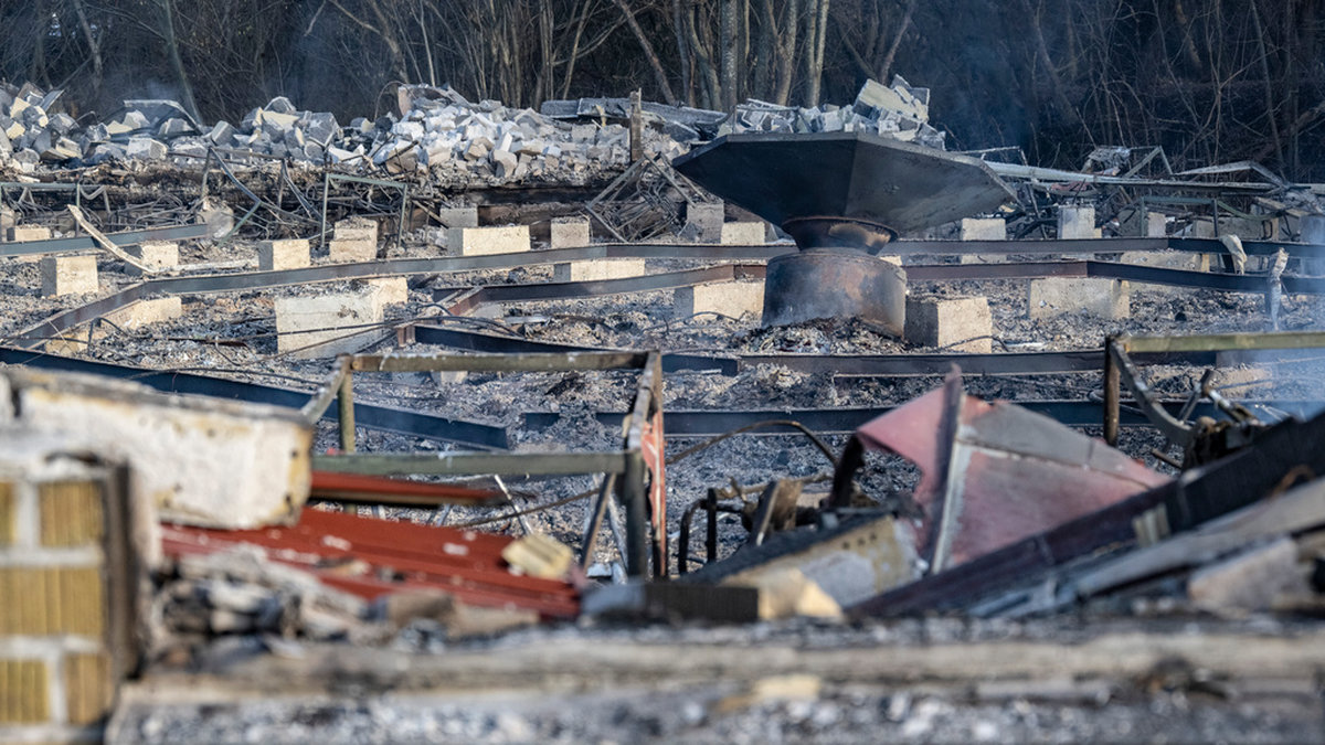Folkets hus i Anderslöv totalförstördes natten till lördagen i en brand.