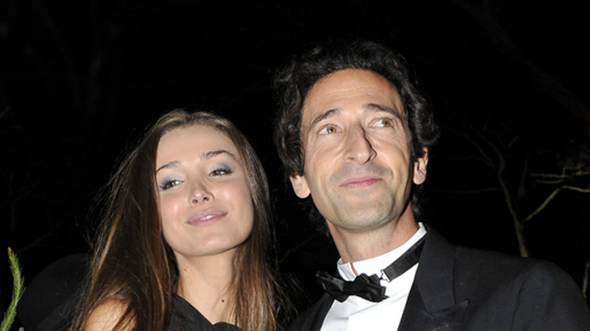 Adrien Brody och Lara Lieto i Cannes. 