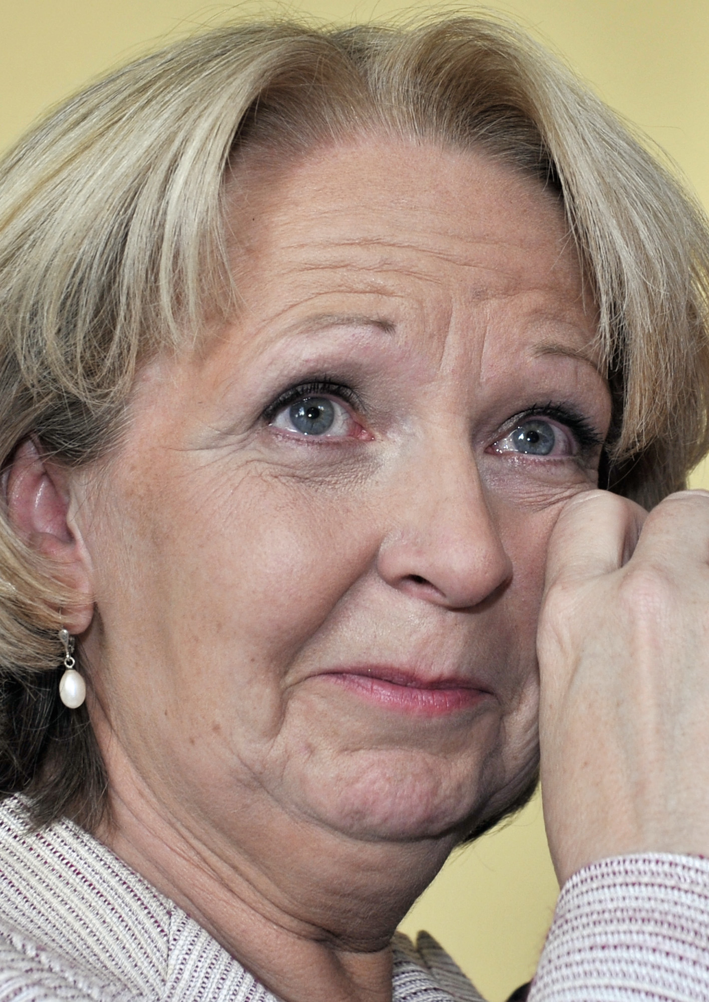 SPD gjorde succé, något som rörde guvernören Hannelore Kraft till tårar.