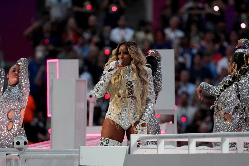 Mary J Blige sjöng ut.