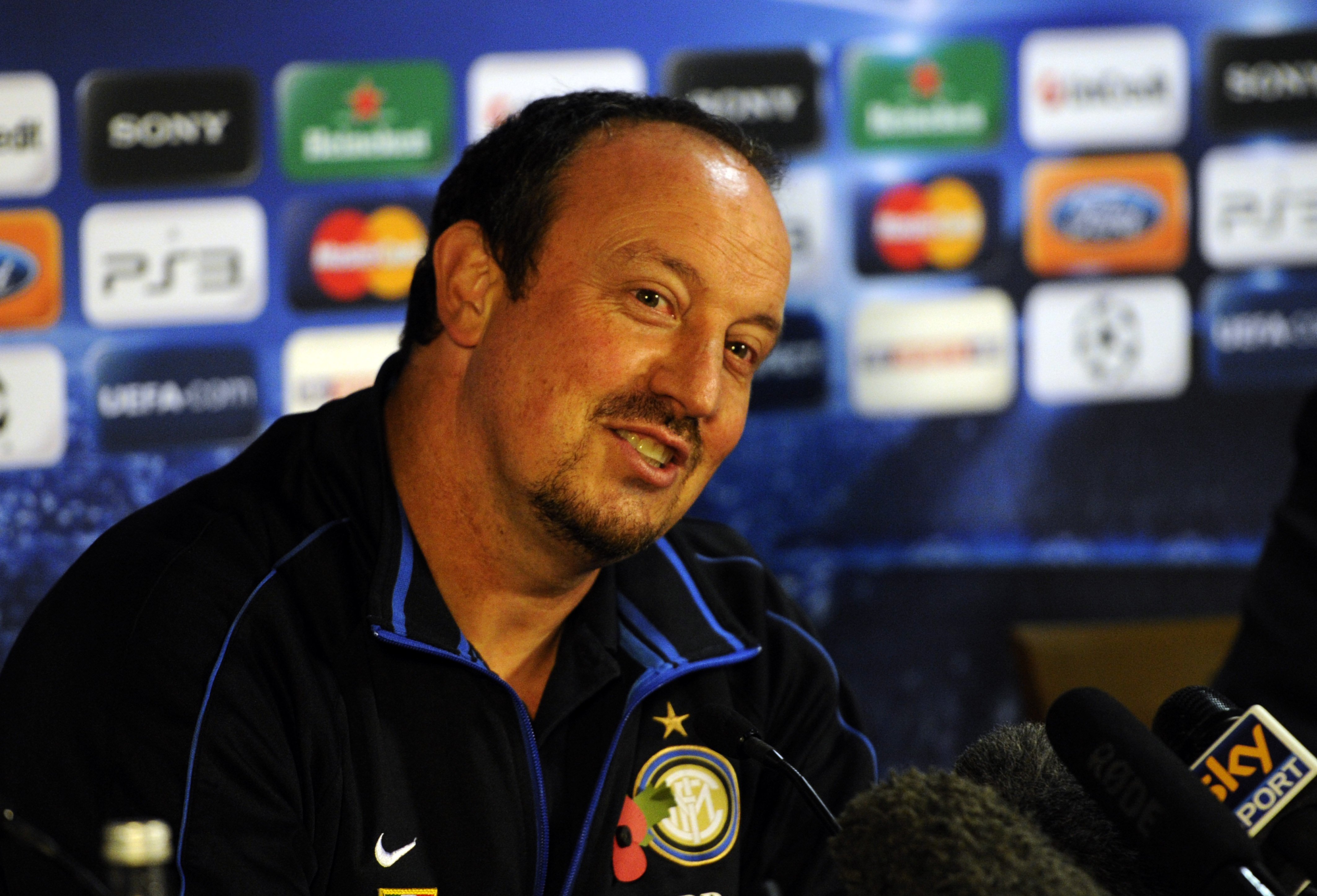 Rafael Benitez uppges vilja gå till Chelsea.